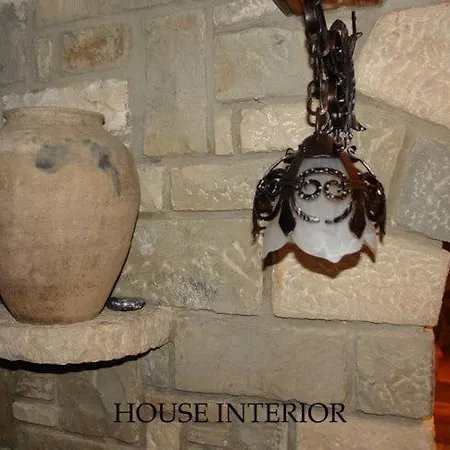 Nada *